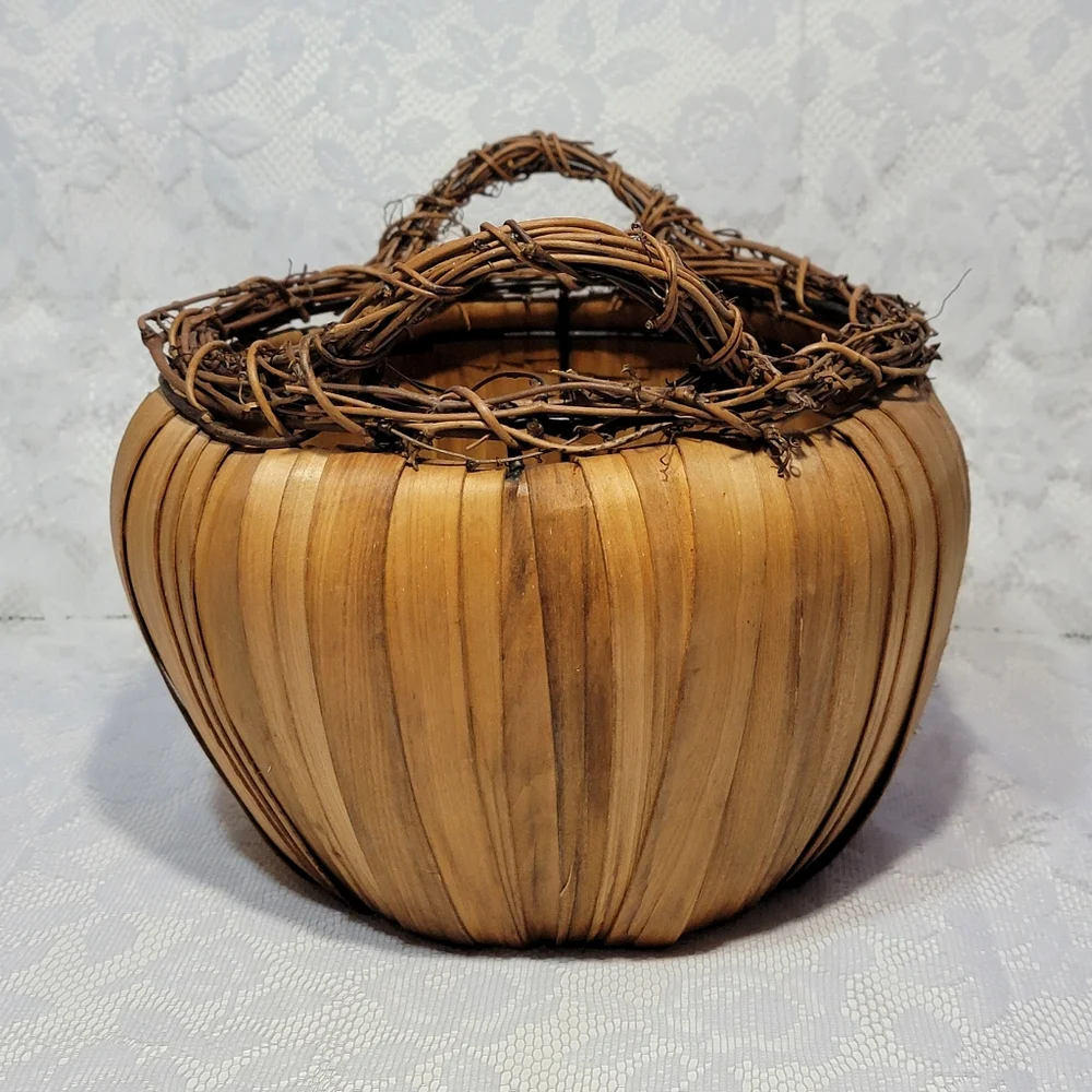 Vintage Handmade Pumpkin Shape Woven Basket Natural Wood Vine Twig Handle Rustic